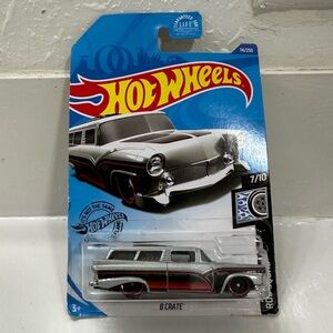 Silver and Black 8 Crate Toy Car